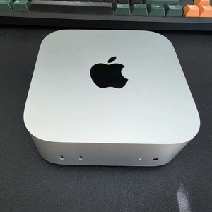 맥미니 M4 256GB 16GB RAM 이미지