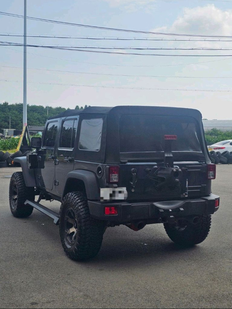 2016년 루비콘 풀튜닝차량 이미지