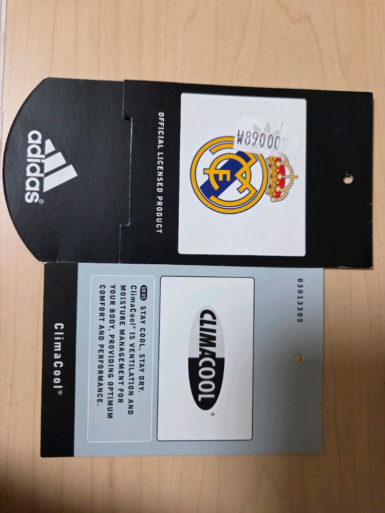 04-05 레알 마드리드 트레이닝 탑 TRG 100 신품 팝니다--8