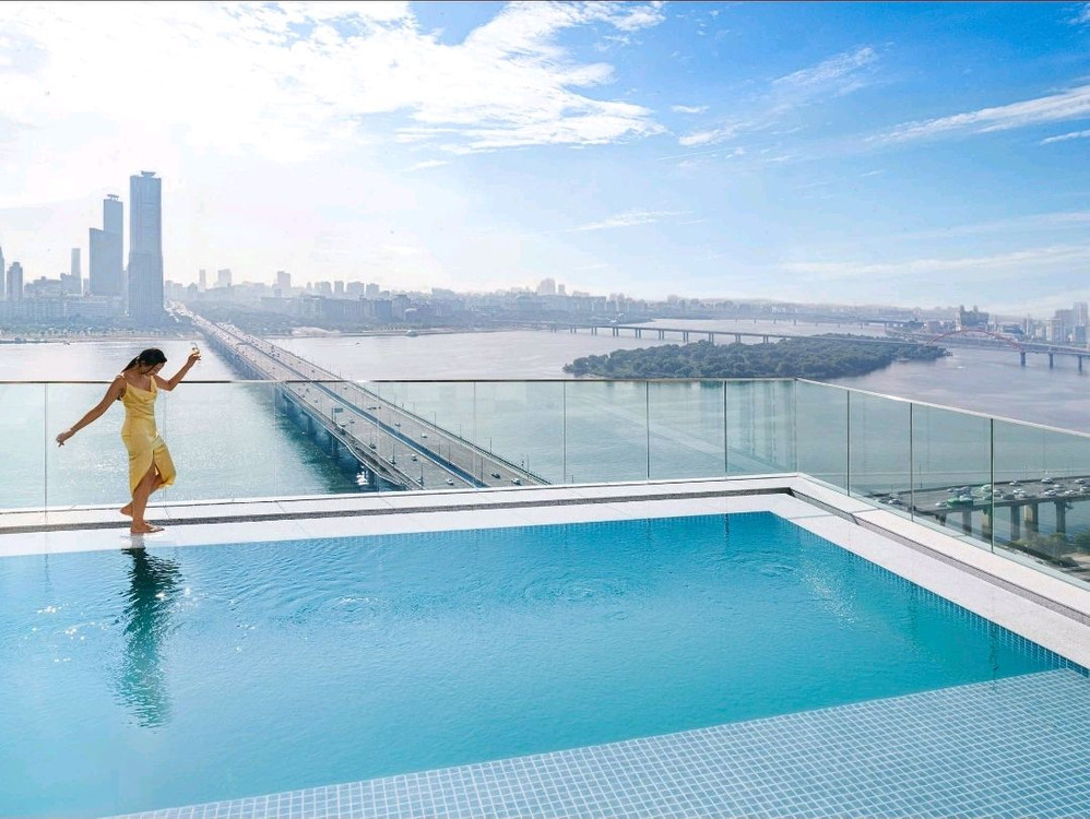 호텔 나루 서울 엠갤러리 프리미어 리버뷰 숙박권/부아쟁 조식포함--3