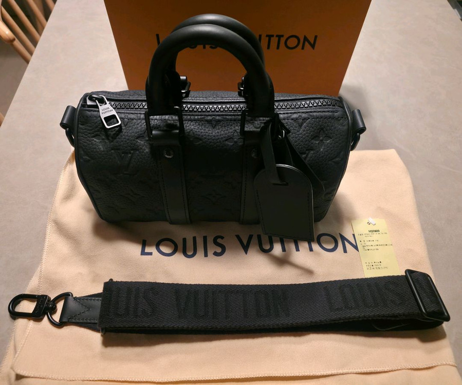 루이비통 키폴25 모노그램 토뤼옹 가죽 블랙 S급 판매합니다. LV M20900 이미지