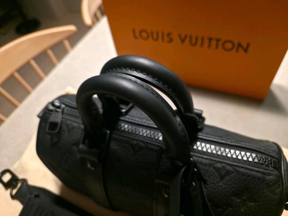 루이비통 키폴25 모노그램 토뤼옹 가죽 블랙 S급 판매합니다. LV M20900 이미지