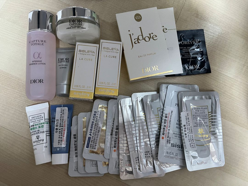 디올 캡춰토탈 세트--1