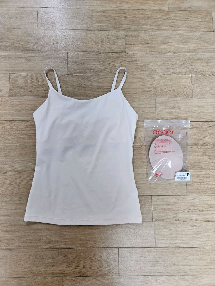 안다르 에어리프리 소프트 탱크탑 M사이즈 2종--1