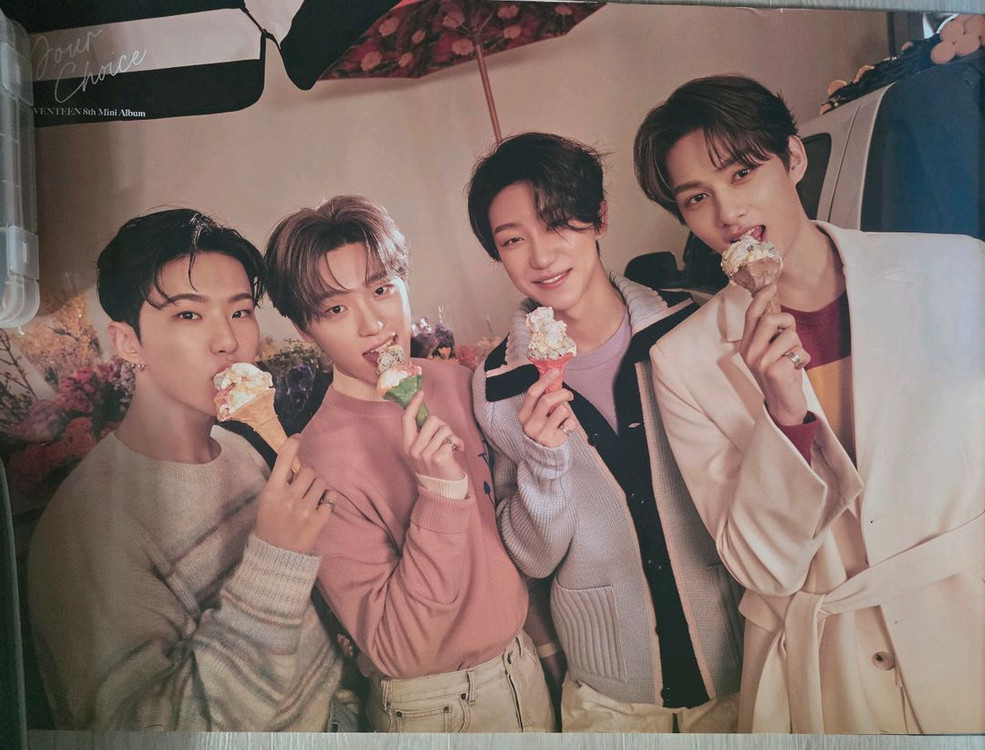K-pop 앨범 포토카드 세트 이미지