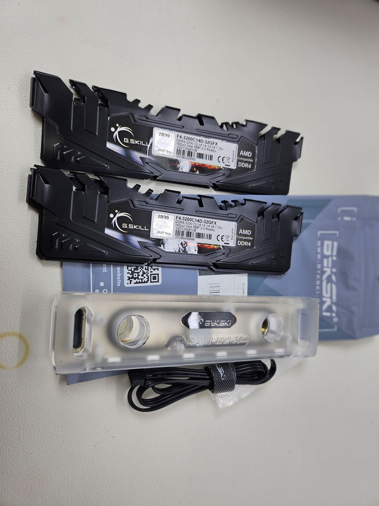 (반본체) 5900X / X570 STRIX I / DDR4(3200 CL14) / SSD 2TB--1