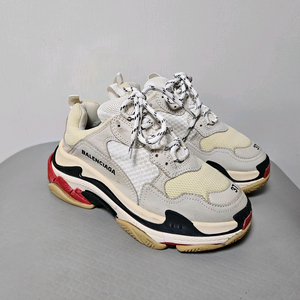 발렌시아가 트리플 S 스니커즈 37 사이즈(240)