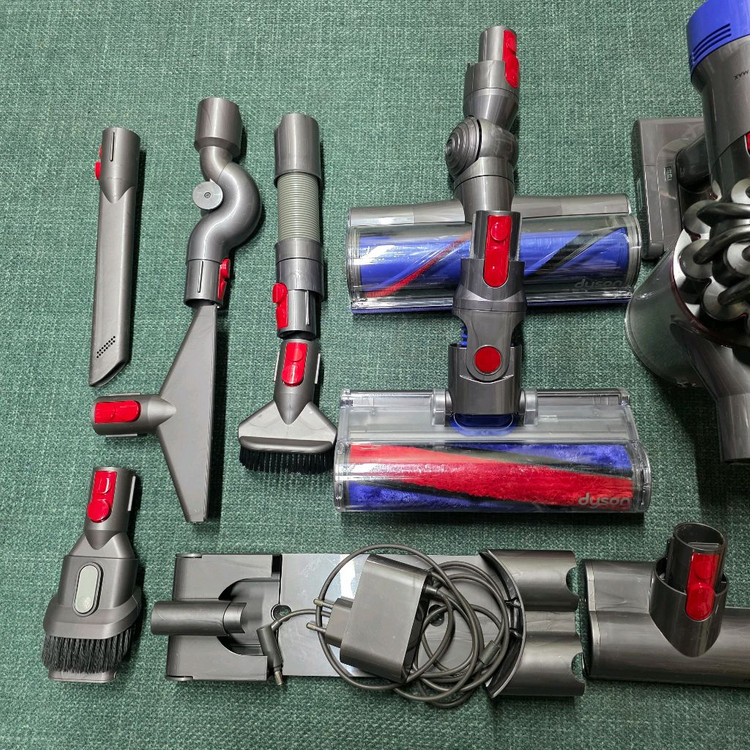 다이슨v8무선청소기 풀풀세트--1