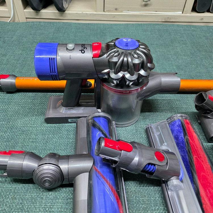 다이슨v8무선청소기 풀풀세트--2