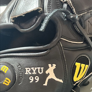 윌슨 A2000 류현진 투수글러브