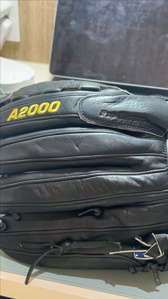 윌슨 A2000 류현진 투수글러브--2
