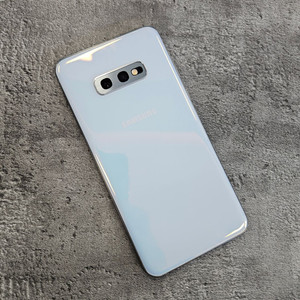 갤럭시s10e화이트 중고폰 정상해지 이미지