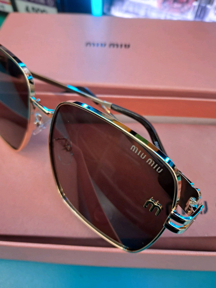 미우미우 사각 선글라스--1