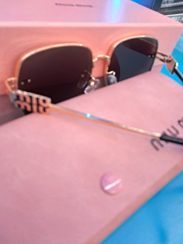 미우미우 사각 선글라스--2