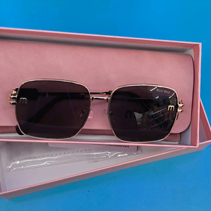 미우미우 사각 선글라스