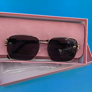 미우미우 사각 선글라스