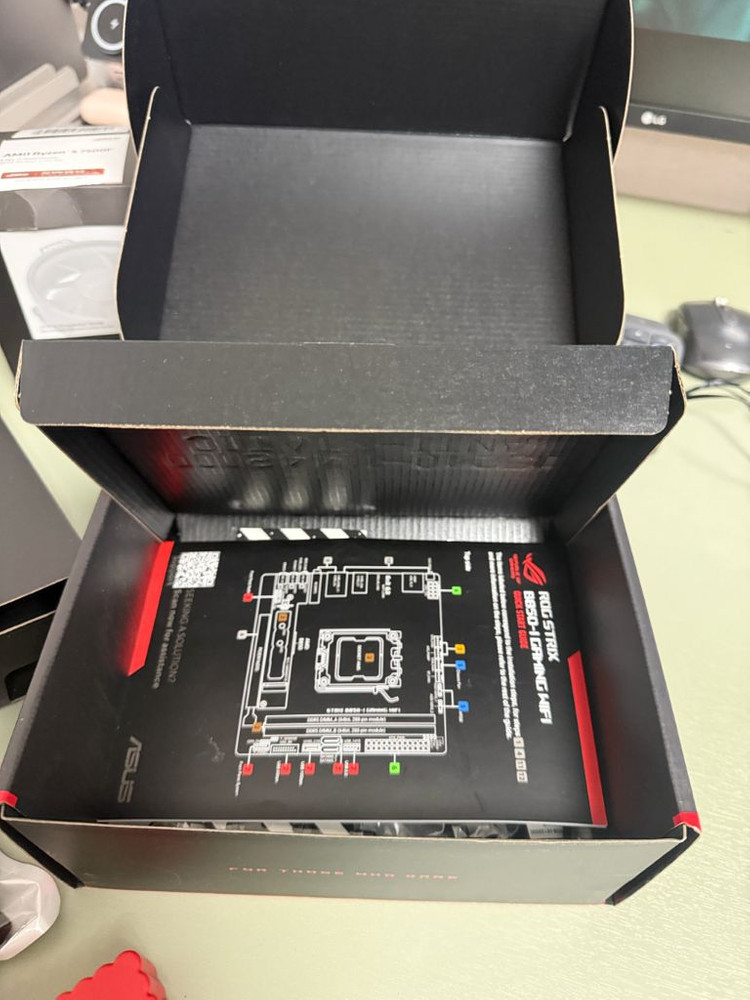 Asus rog strix B850-i gaming wifi 팝니다--2