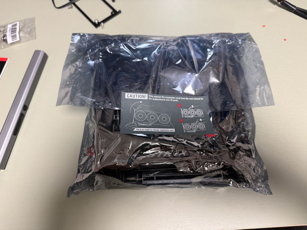 Asus rog strix B850-i gaming wifi 팝니다--4