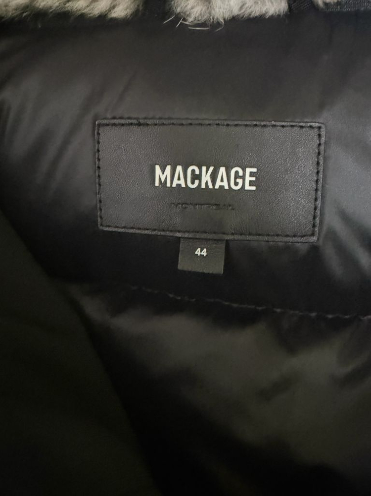 맥케이지 딕슨--1