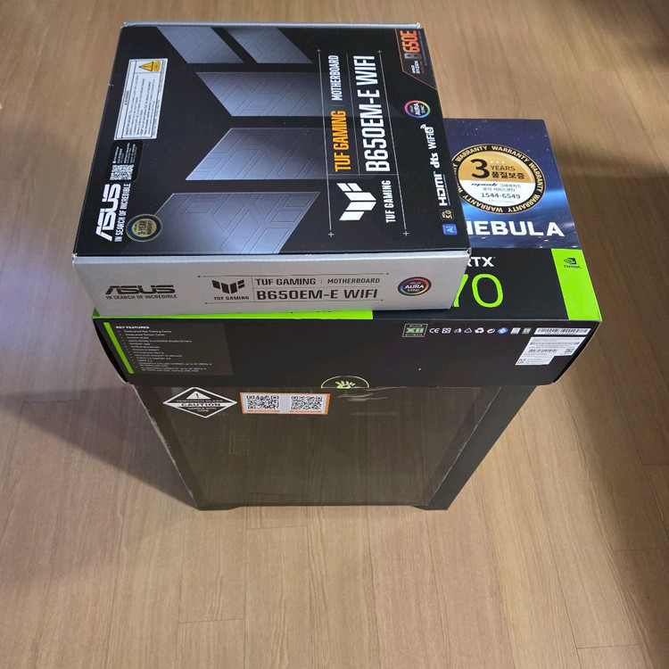 7800x3d rtx5070 컴퓨터--4