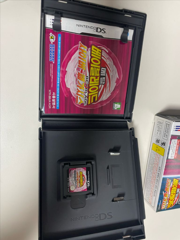 닌텐도 ds 메탈베이블레이드 사이버페가시스 정발 +북미판 설명참조--1