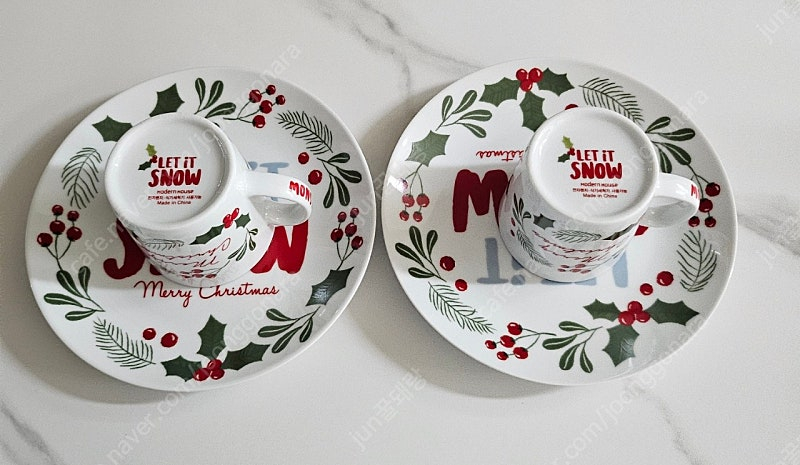 모던하우스 크리스마스 화이트 스노우 접시 컵 전자렌지 #완전새거# 이미지