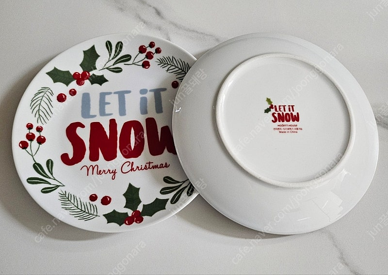 모던하우스 크리스마스 화이트 스노우 접시 컵 전자렌지 #완전새거# 이미지