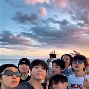 BTS 굿즈 대량 정리 (앨범40+DVD+시즌그리팅) 일괄 판매 이미지