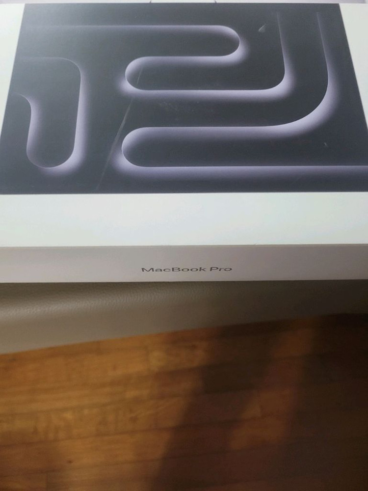 맥북프로 14인치 m2 고급형a급1테라..최저가135만--1