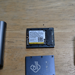 1TB CF Express B 메모리 카드 + 리더기