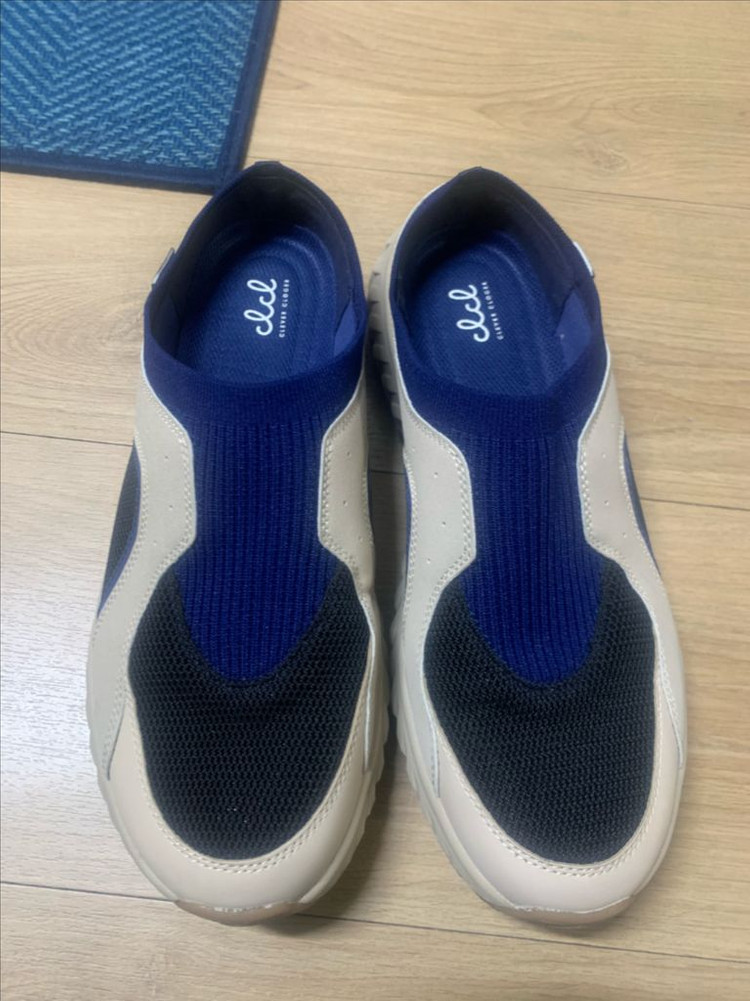 씨엘씨엘 뮬 슬라이드 새상품급 판매 합니다--6