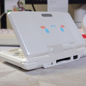 닌텐도 DS 시나모롤 화이트 하우징품 (올수리, 클리닝 완) 이미지