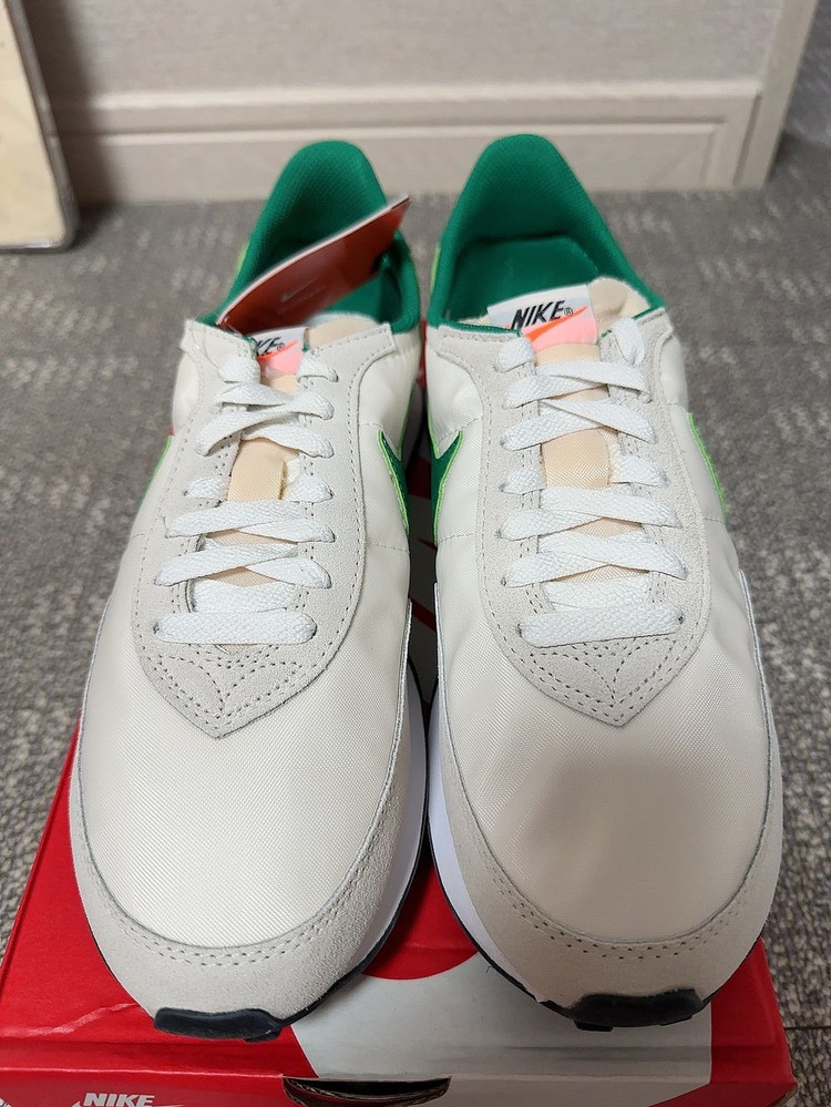 [280] 나이키 와플트레이너2 화이트그린--2