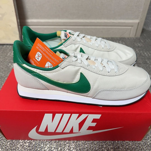 [280] 나이키 와플트레이너2 화이트그린