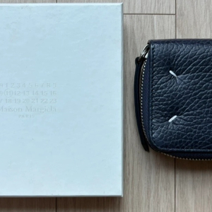 메종 마르지엘라 네이비 카드지갑