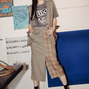 럭키슈에뜨 반전 체크 스커트 44 사이즈 정품
