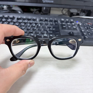 크롬하츠 제나테일예