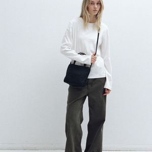 파사드패턴 브리즈 크로스 워싱 레더백 블랙