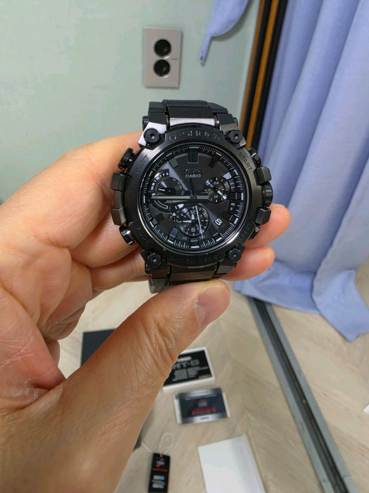 (새제품 ) 지샥 MTG-B3000B-1ADR--4