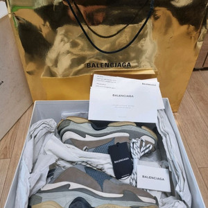 발렌시아가 트리플s 그레이 41사이즈 풀셋