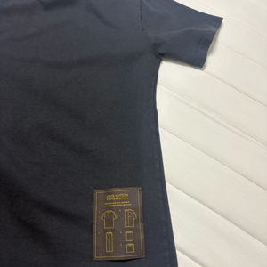 루이비통 스테이플 에디션 반팔 새상품급 백화점판