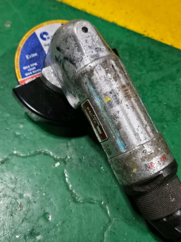 일제중고 4인치그라인더 NPK 이미지