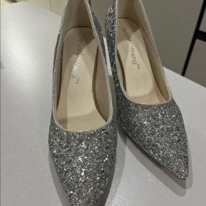 스틸레토힐 240 상태좋음 이미지