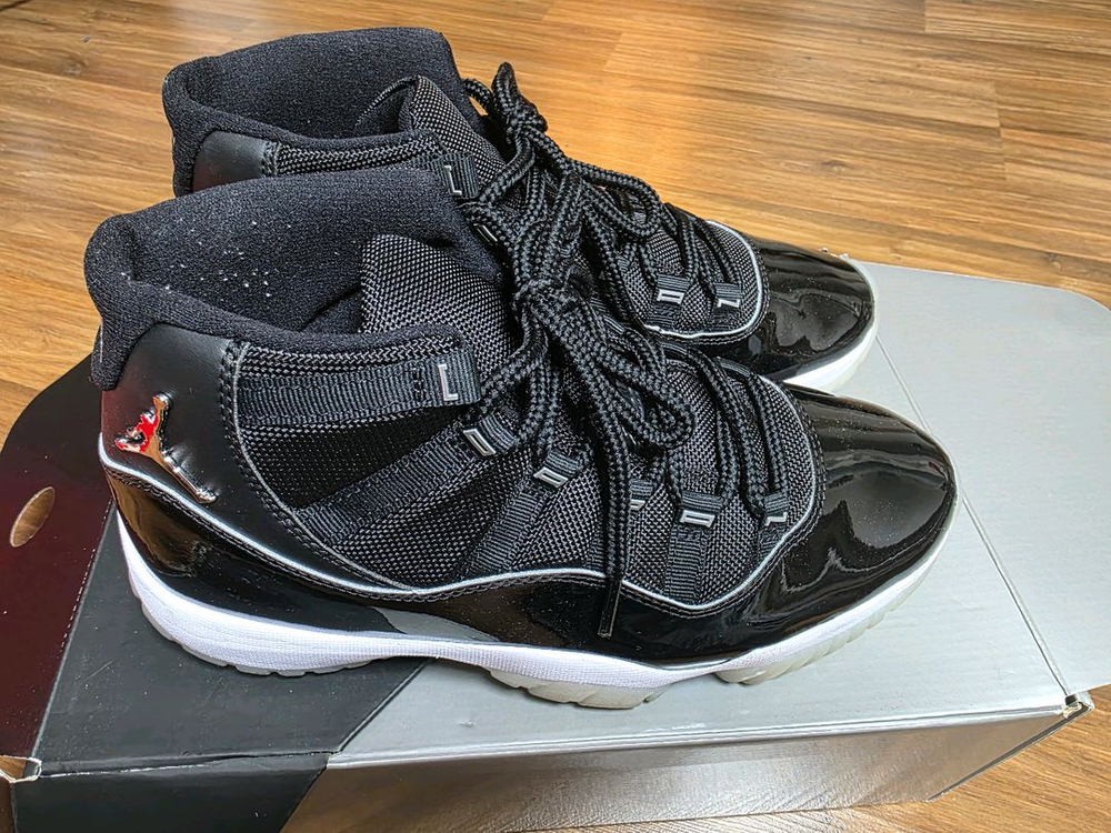 나이키 조던11 레트로 주빌리 265 이미지