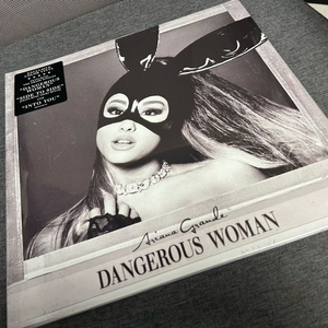 아리아나 그란데 Dangerous Woman 컬러 LP