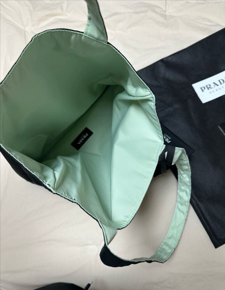 프라다 뷰티 에코백 민트색 새상품--2