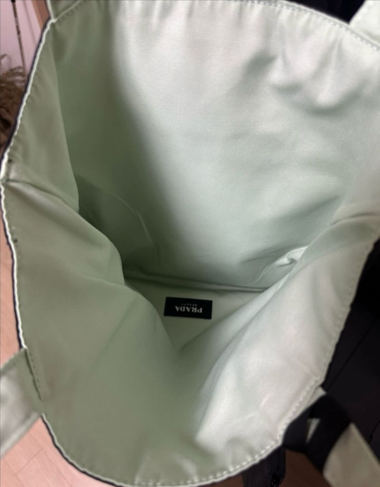 프라다 뷰티 에코백 민트색 새상품--3