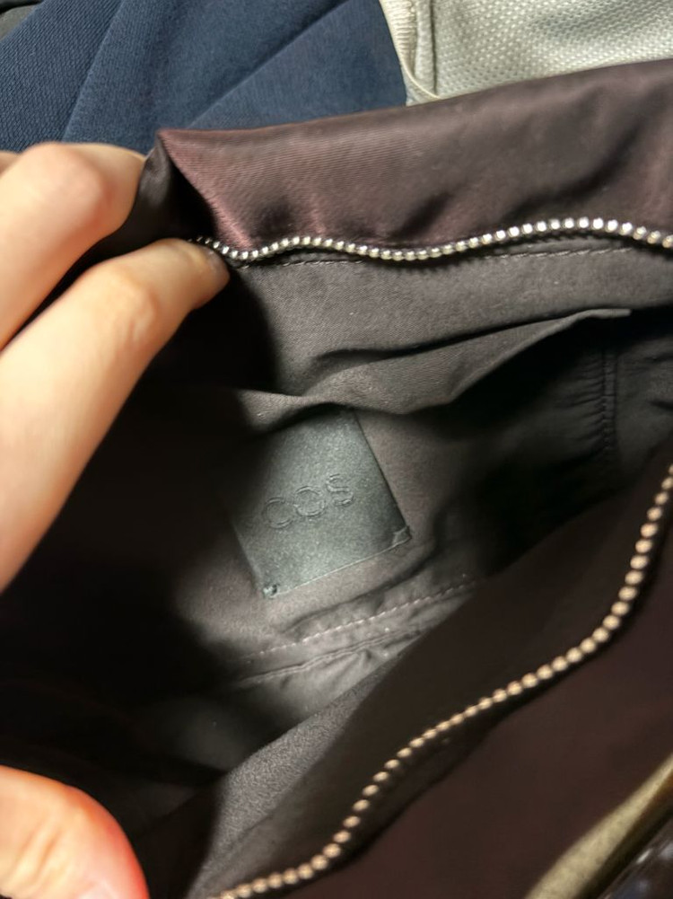 cos 코스 archive 숄더백(다크브라운) 아카이브숄더 더로우맛 이미지