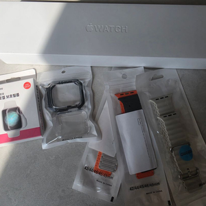 애플워치8 45mm GPS 스타라이트 줄길이M/L