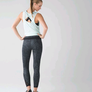 룰루레몬 Inspire Tight 6 사이즈 레깅스